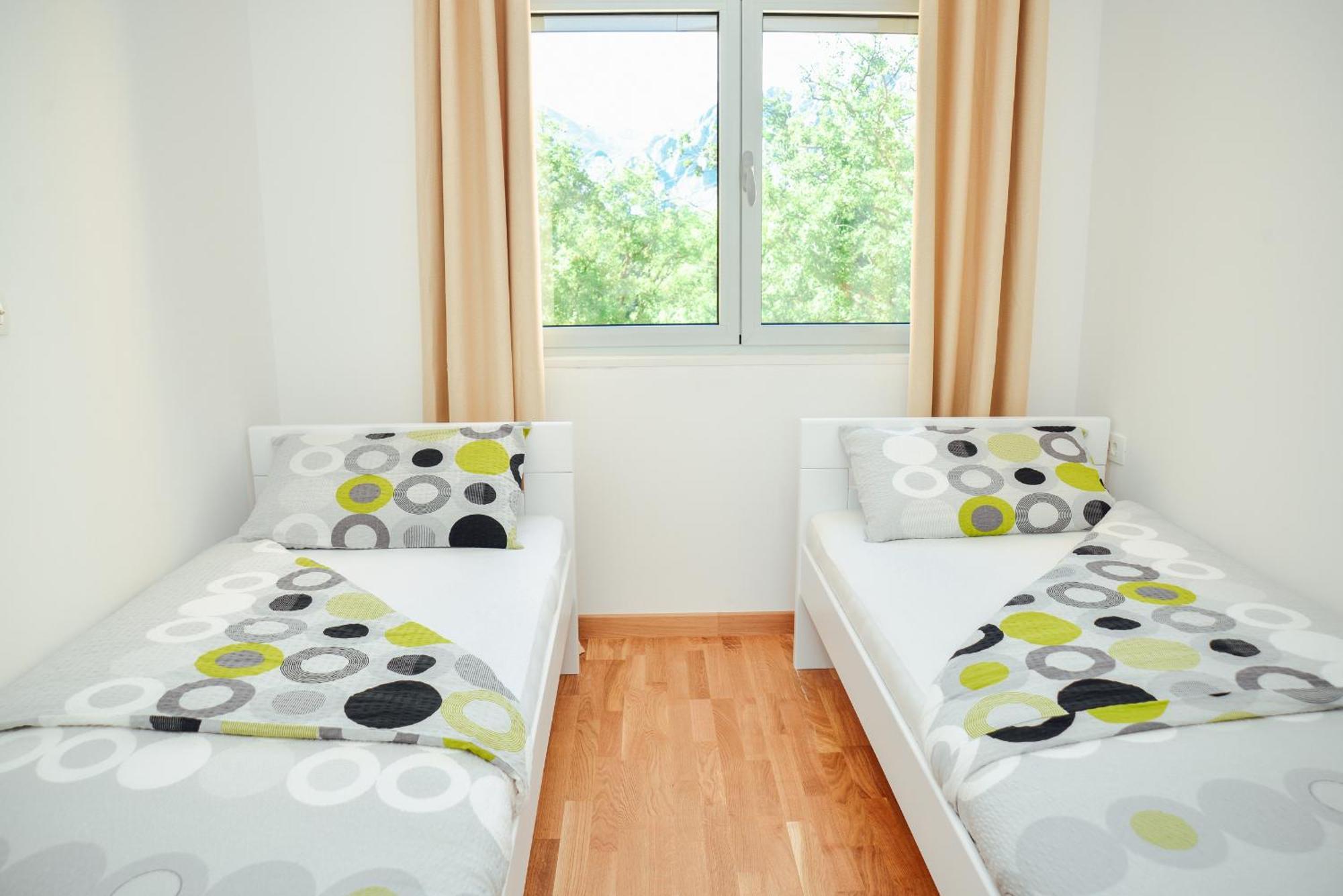 Sea View Apartment For 4 Котор Екстер'єр фото