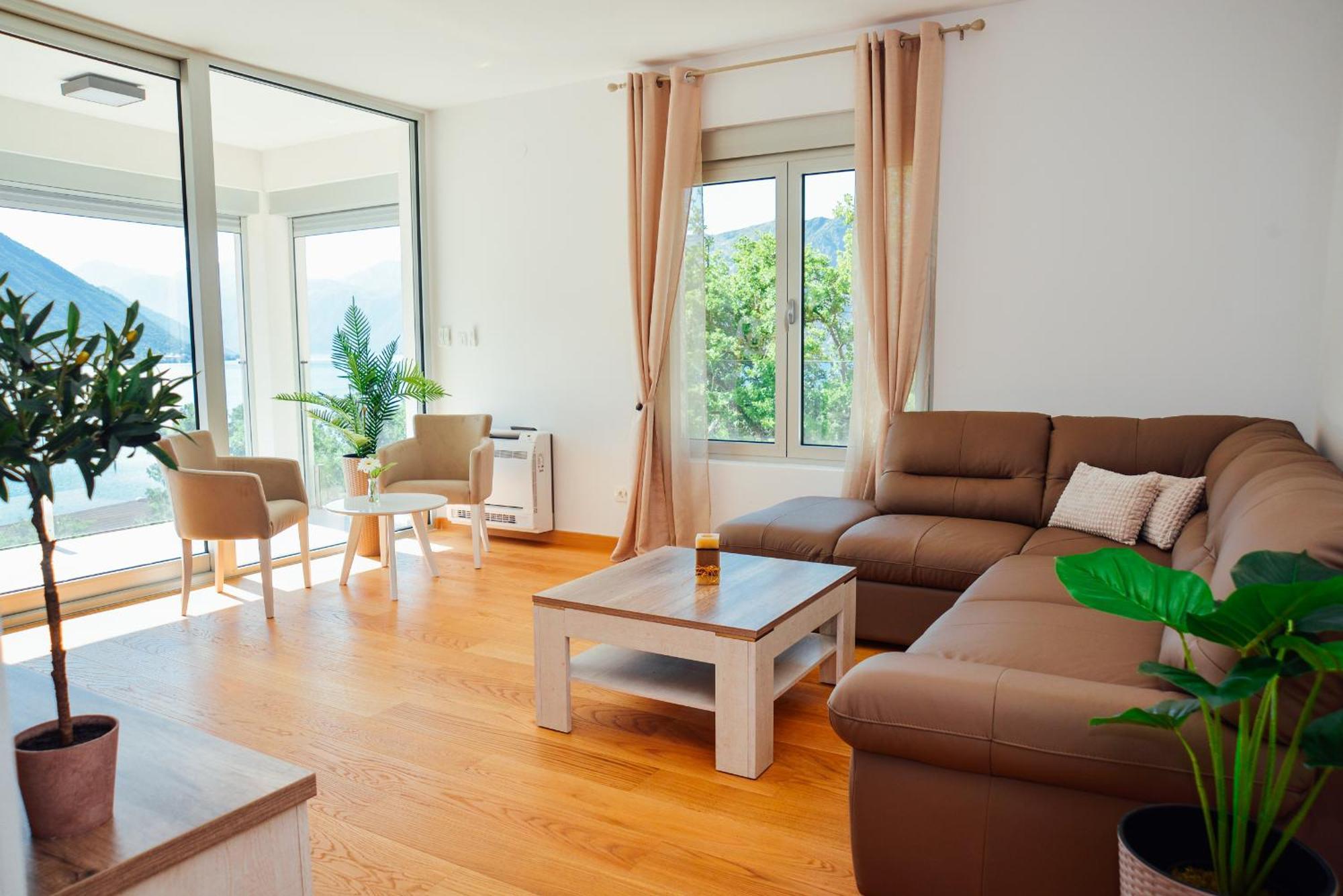 Sea View Apartment For 4 Котор Екстер'єр фото